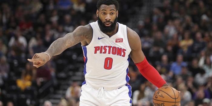  瓦兰丘纳斯30板灰熊胜活塞  