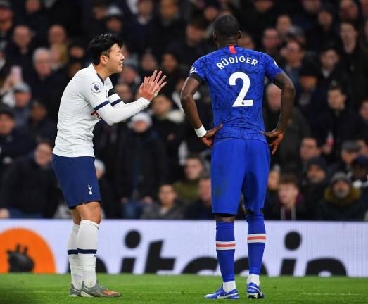  内马尔红牌停赛三场，巴黎进攻体系面临重组  