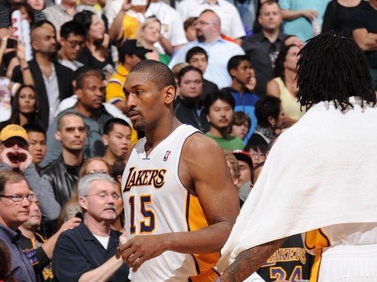  莫兰特持械闯入酒吧遭联盟禁赛  